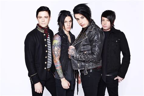 falling in reverse website.